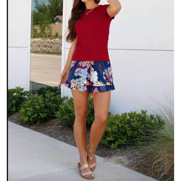 NEW GRACE AND LACE fitted ribbed tee in ruby - Picture 3 of 3